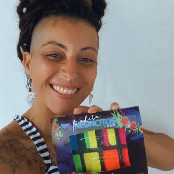 Paleta Neoncitos by Val Bolten
